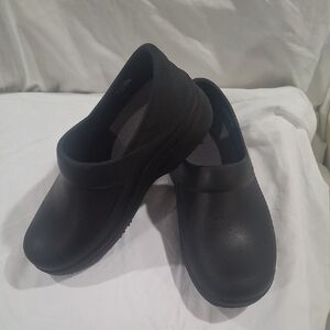 CROCS Classic Black Women's Mules Size 8